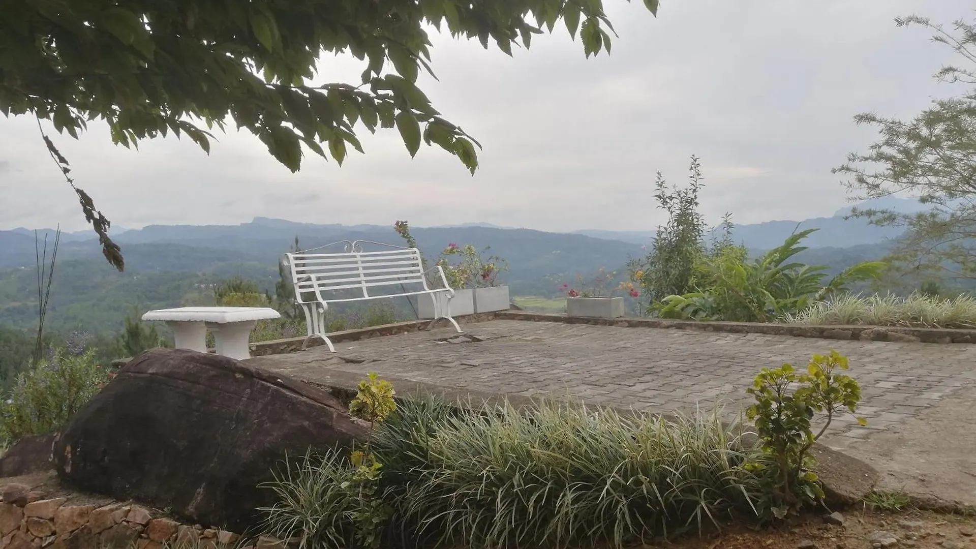 Homestay High Rise Apartment Kandy